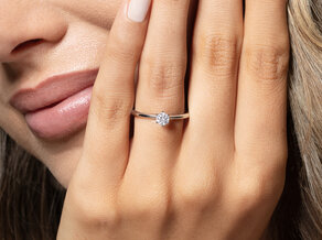 Engagement ring Spirit in 9K white gold with diamond 0.25ct H/SI