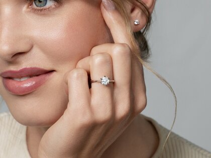 Engagement ring The One in 9K yellow gold with diamond 1.50ct G/SI