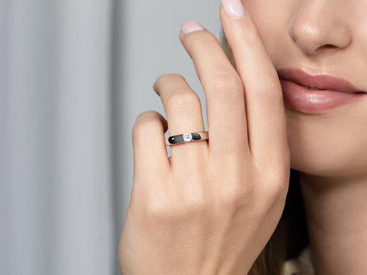 Engagement ring Destiny in silver