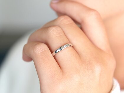 Engagement ring Infinity Petite in 14K white gold with diamond 0.06ct G/SI