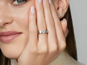 Engagement ring Infinity in 14K yellow gold with diamond 0.50ct G/SI
