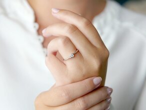 Engagement ring Touch in 14K white gold with diamond 0.08ct D/IF