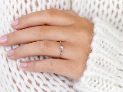 Engagement ring Touch in 14K white gold with diamond 0.08ct D/IF