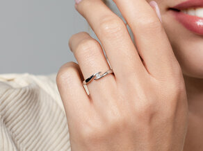 Engagement ring Twist in silver 925/- with diamond 0.07ct D/IF