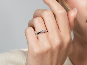 Engagement ring Twist in silver 925/- with diamond 0.10ct G/VS