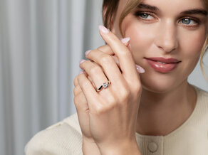 Engagement ring Twist in 18K rosé gold with diamond 0.40ct G/SI