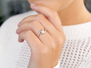 Engagement ring Twist in platinum 950/- with lab-grown diamond 0.50ct E/VS